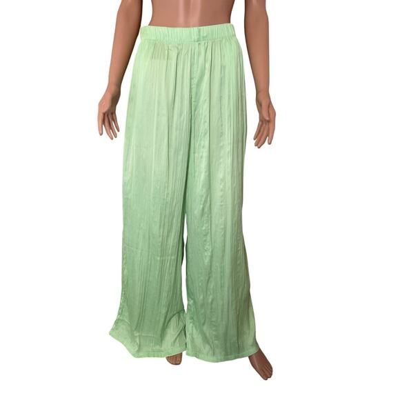 Asos NA-KD x Phiaka wide leg flowy pants in green crinkle wide leg pull on NEW S - Picture 2 of 11